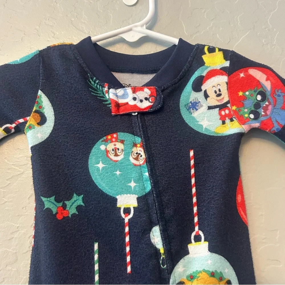 ⭐️Disney 100 Christmas ornament character print footie pajamas size 6-9 months